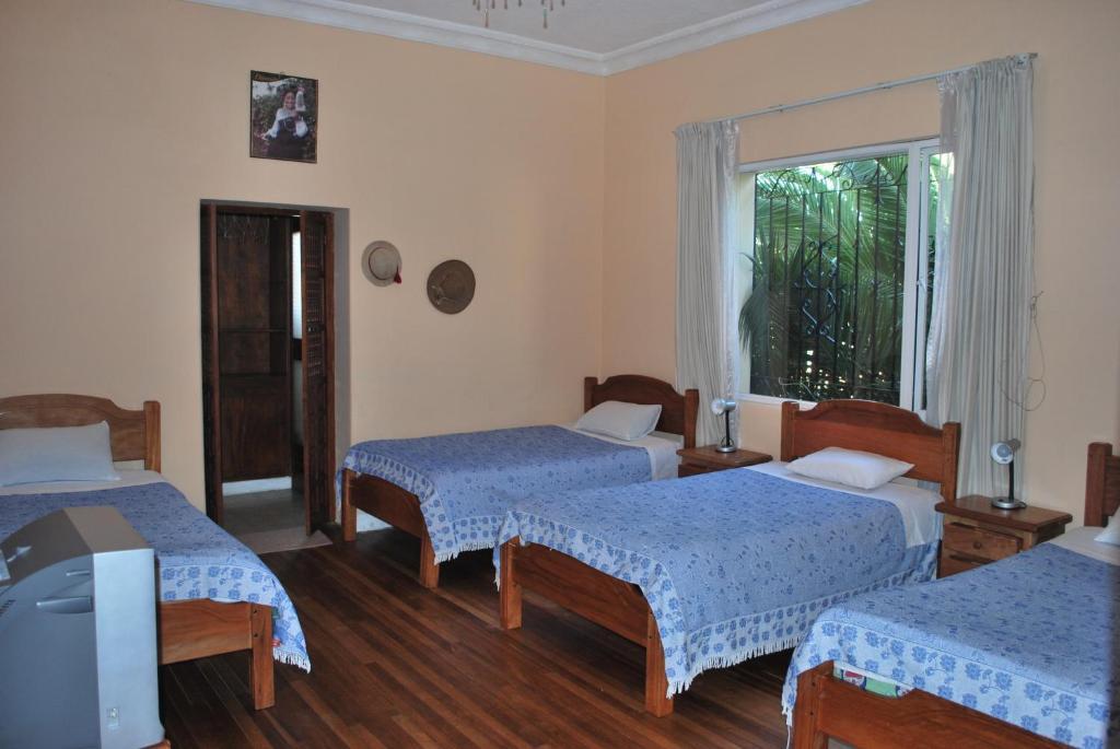 Travellers Inn Quito Værelse billede